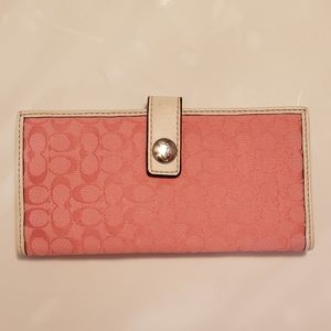 Vintage Coach womens wallet in coral color with white trim